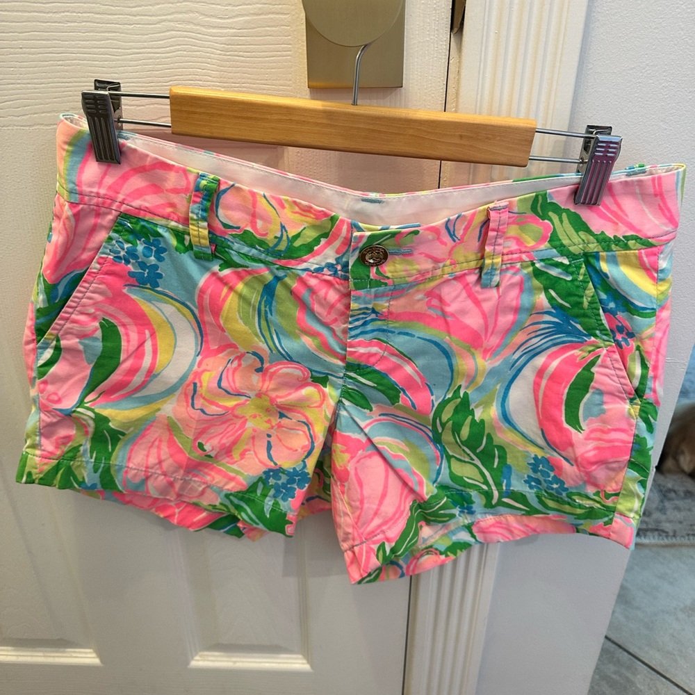 Lilly Pulitzer Vibrant Floral Women's Callaghan Shorts